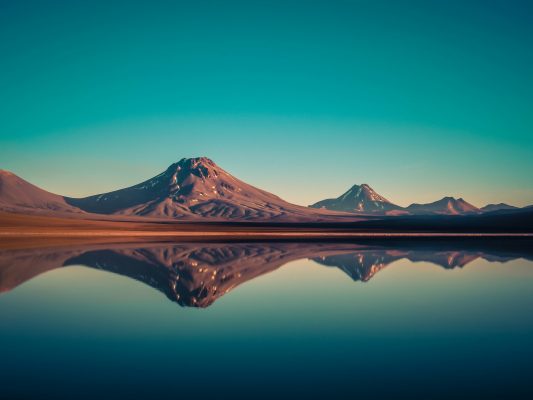 Chile Atacama Laguna Lejía unsplash