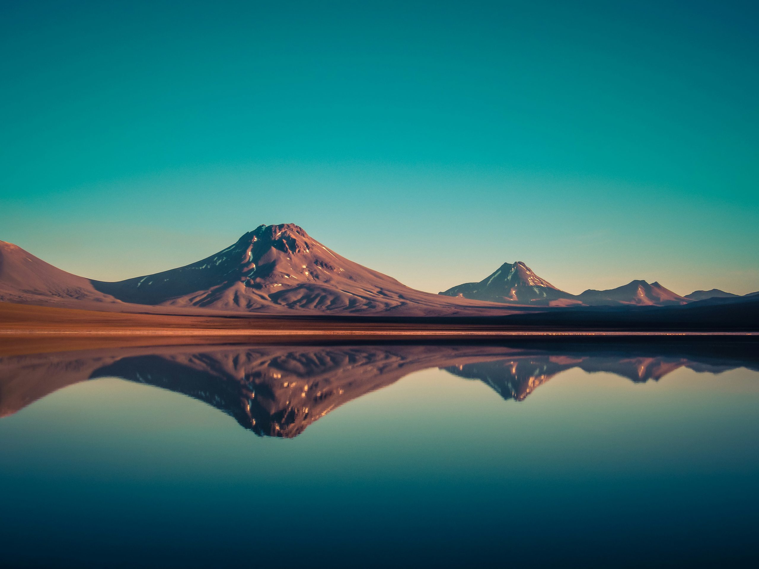 Chile Atacama Laguna Lejía unsplash