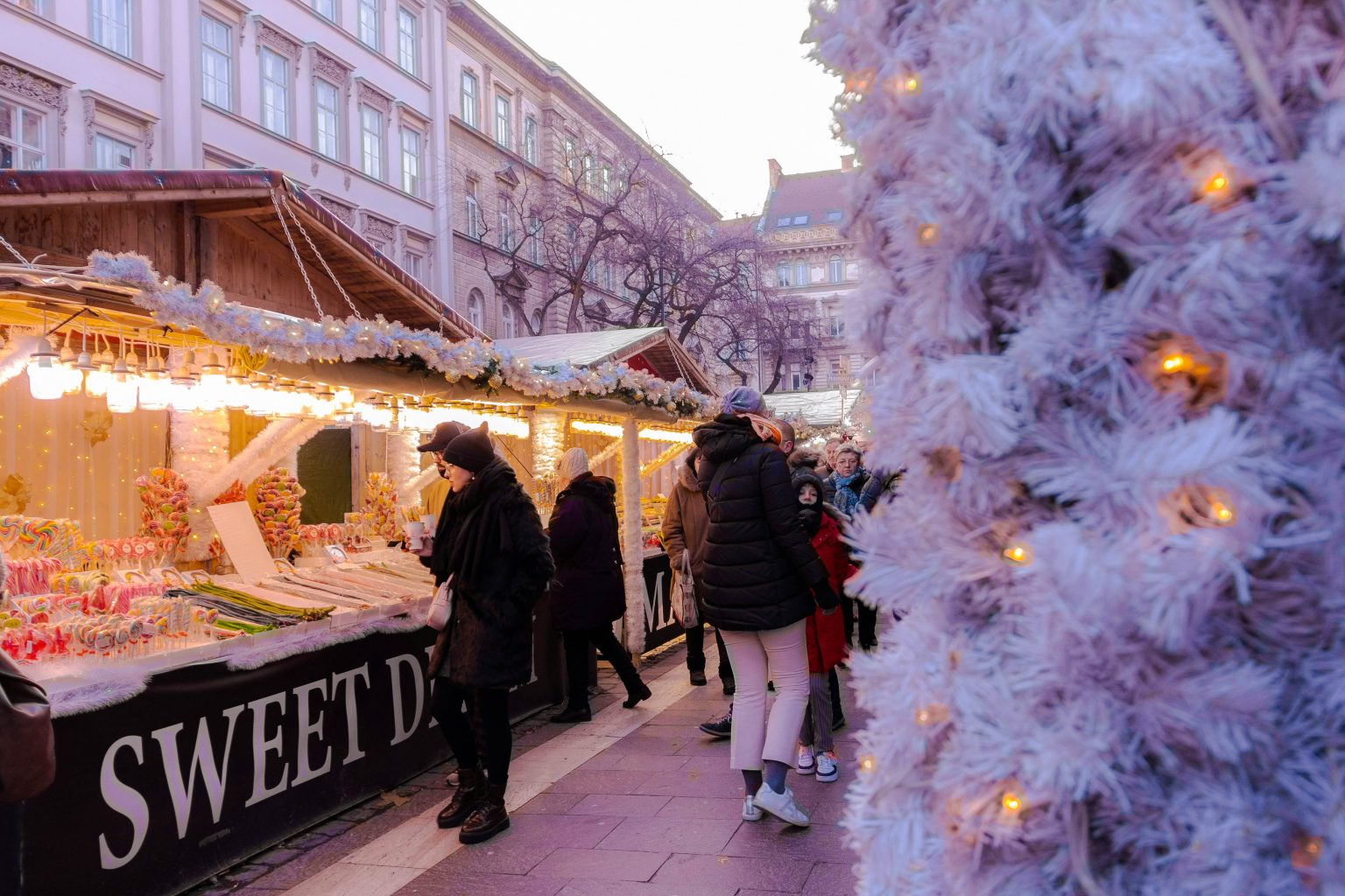 Christmas Markets season! City break in Budapest from €149 p.p flights